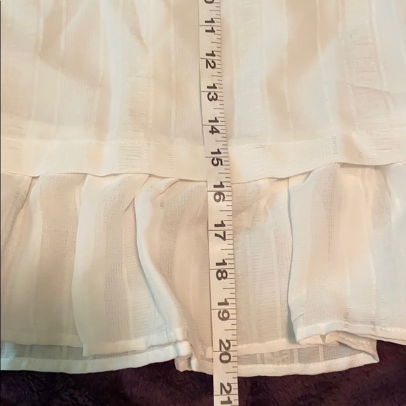 Be.You.tiful flowy white sleeveless blouse sz L - Picture 8 of 8